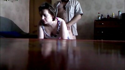 Läbimärja kuuma milf porno kiimas naine, kes sai sekslelu kasutades mitu orgasmi